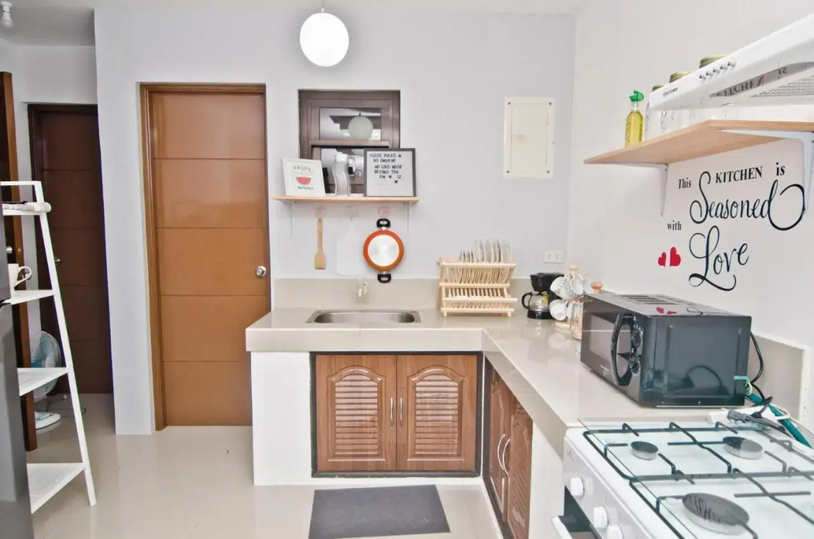 SCJ 1 Fully Furnished Home near SM Batangas