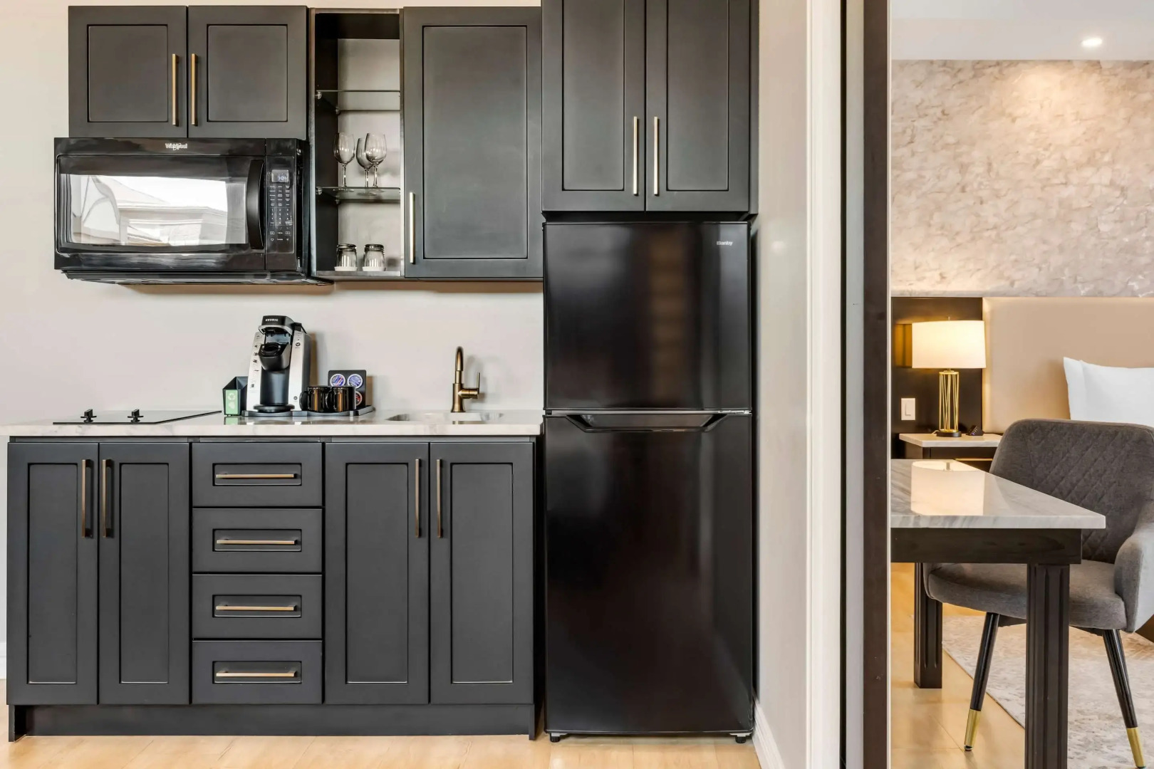 Comfort Hotel Bayer's Lake