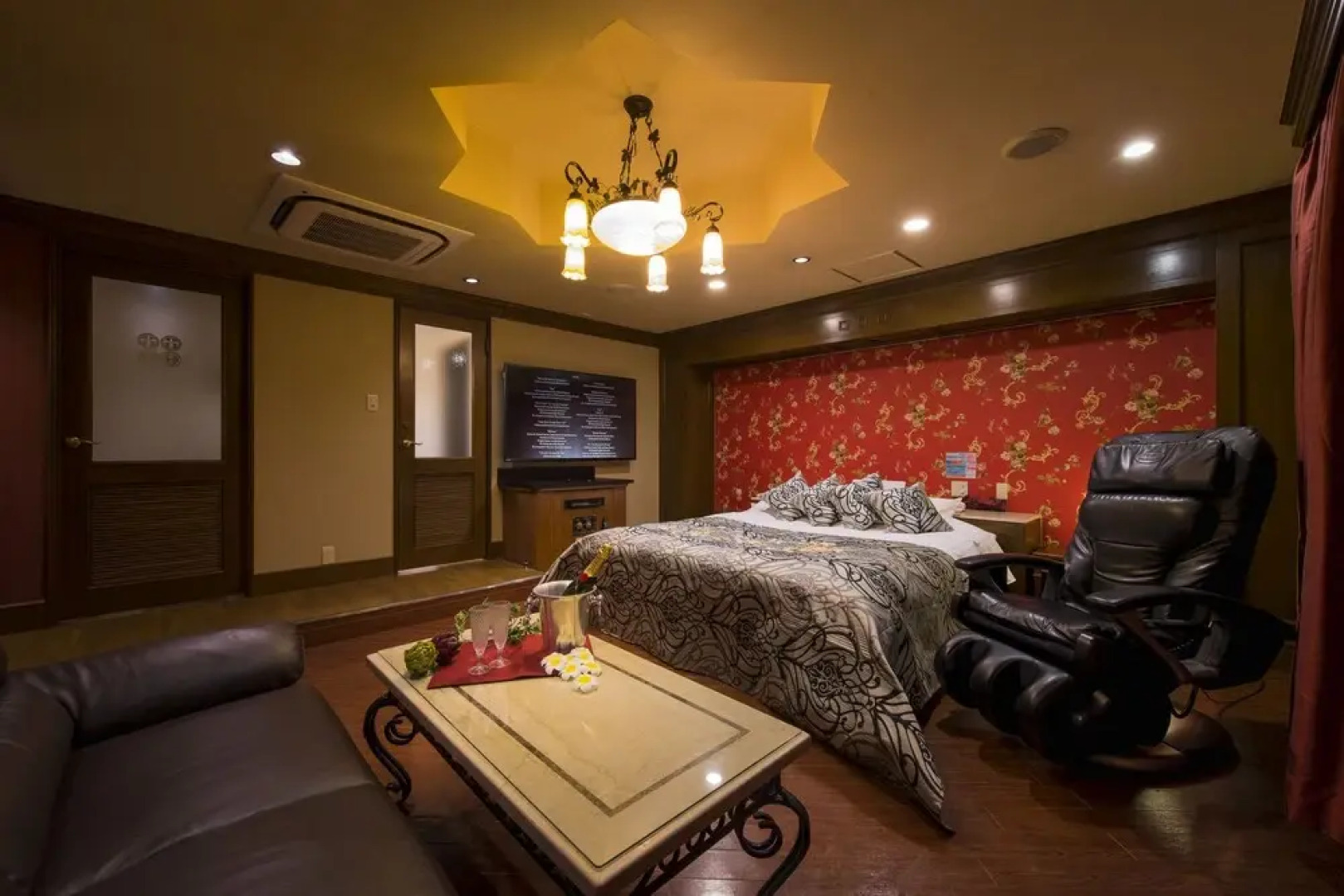 Restay Tina Grace - Adults Only