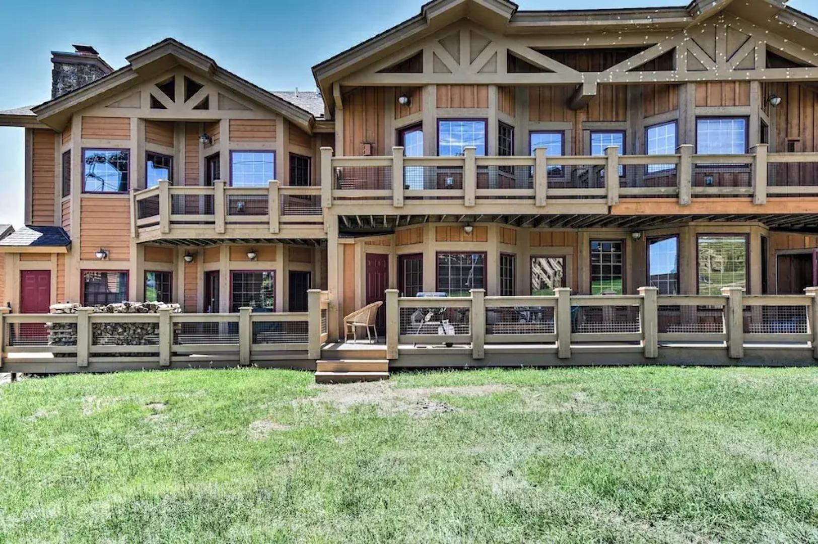 Southwind Seven Springs Home on Ski Slopes!