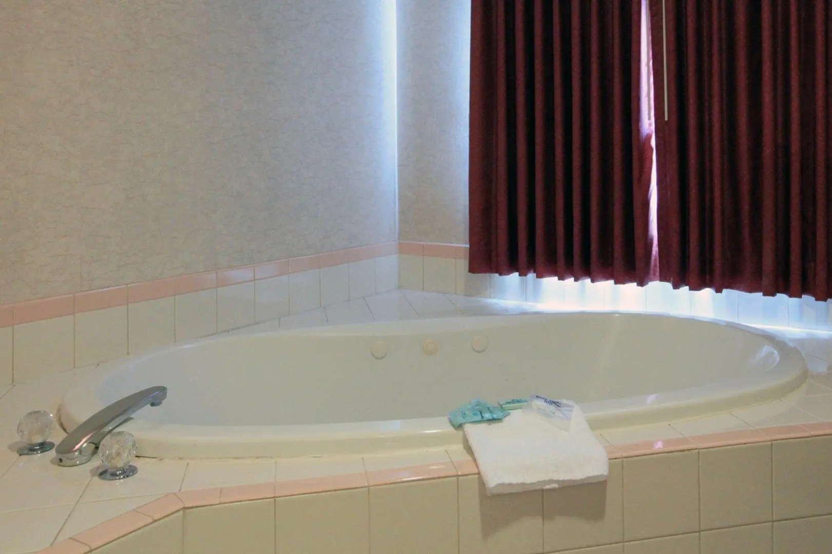 Americas Best Value Inn-Edmonds Seattle North