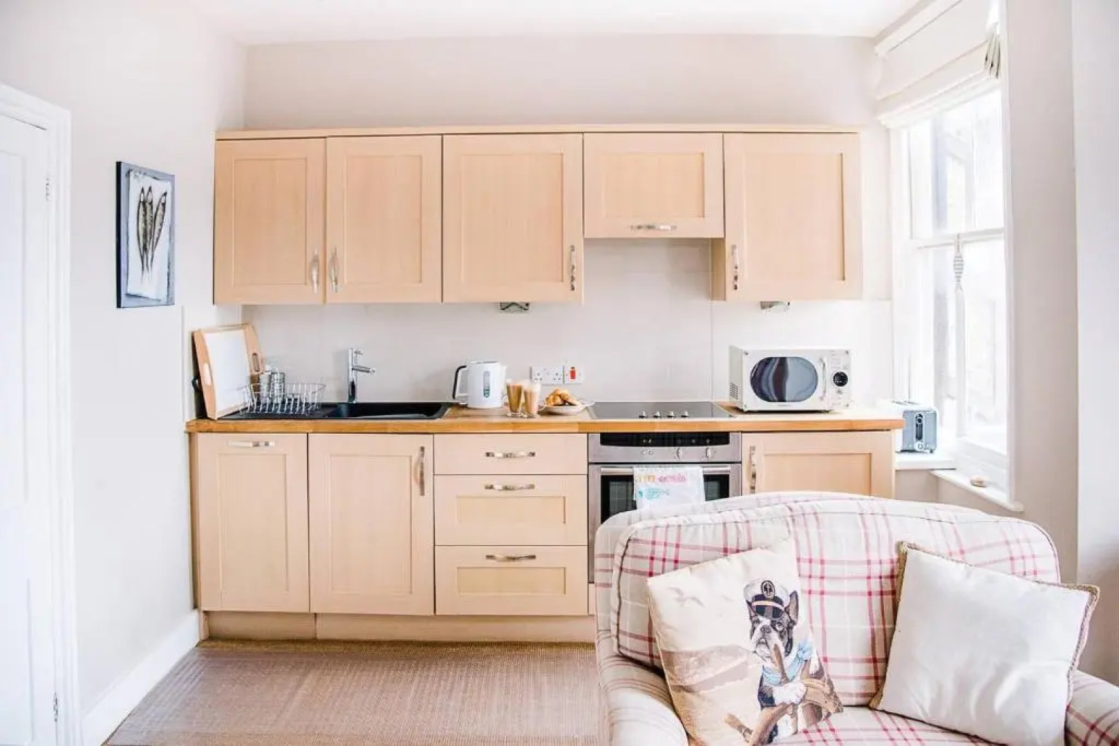 Serendipity, an apartment on the high street!