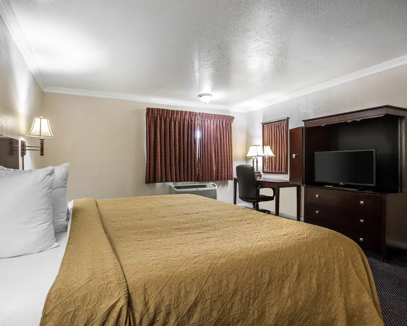 Quality Inn & Suites, Thousand Oaks