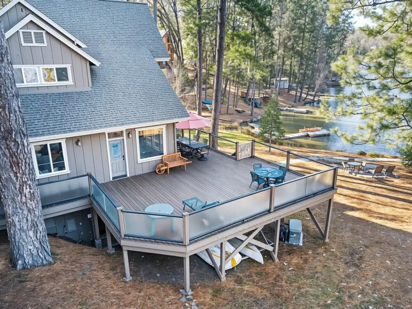 Casa Cassaretto - This Beautiful Lakefront Home is Only 50 yards from Marina Beach by Yosemite Region Resorts