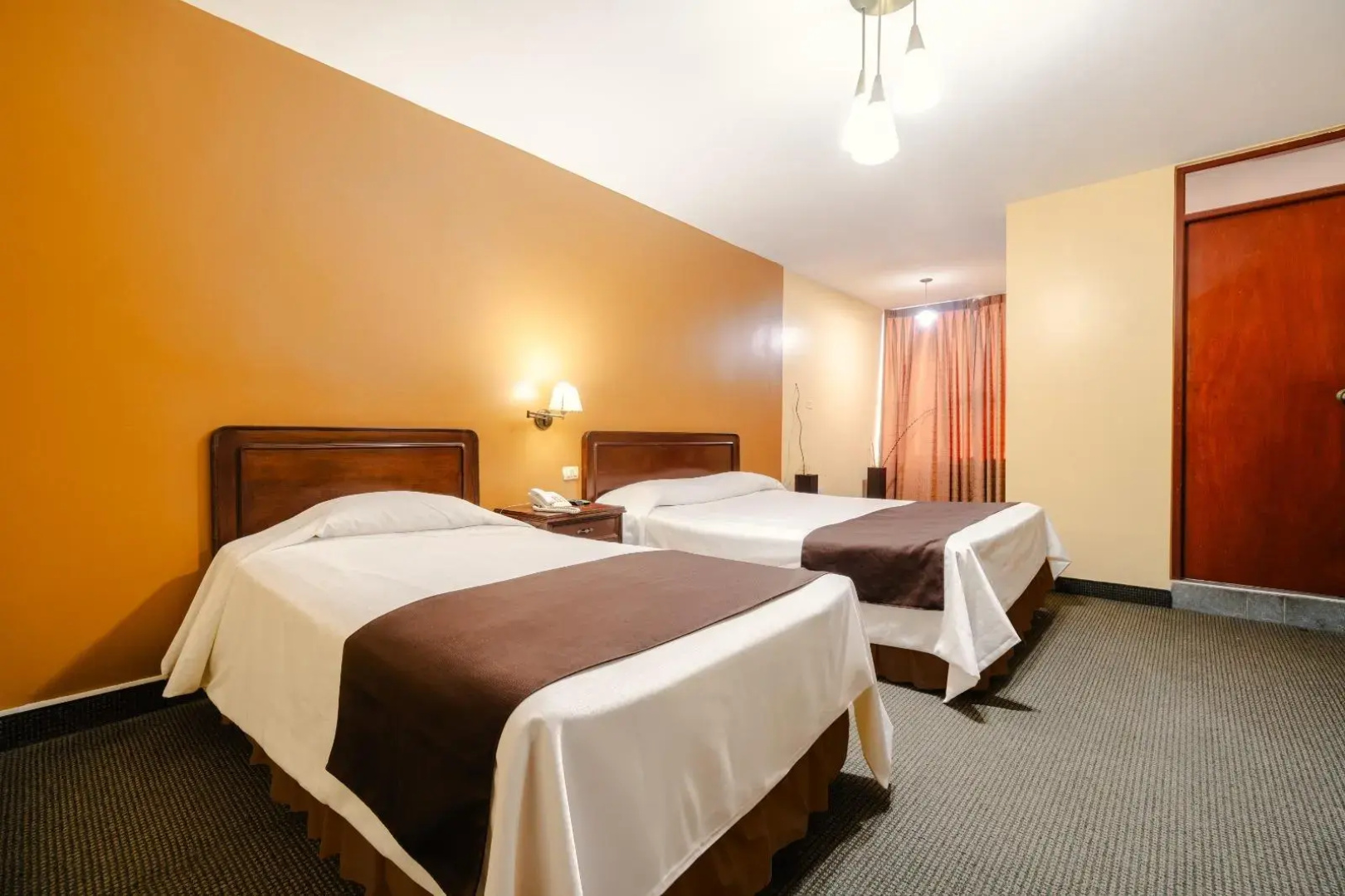 Cesar's Hotel La Merced