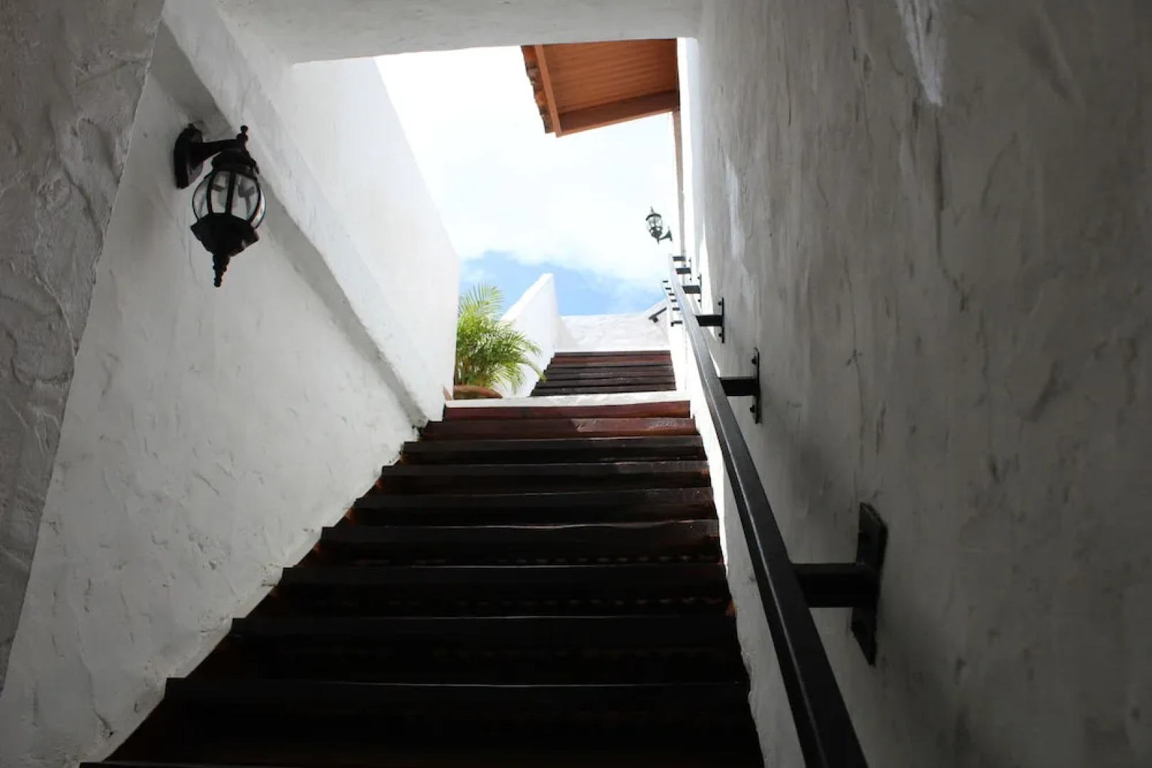 San Carlos Beach Inn