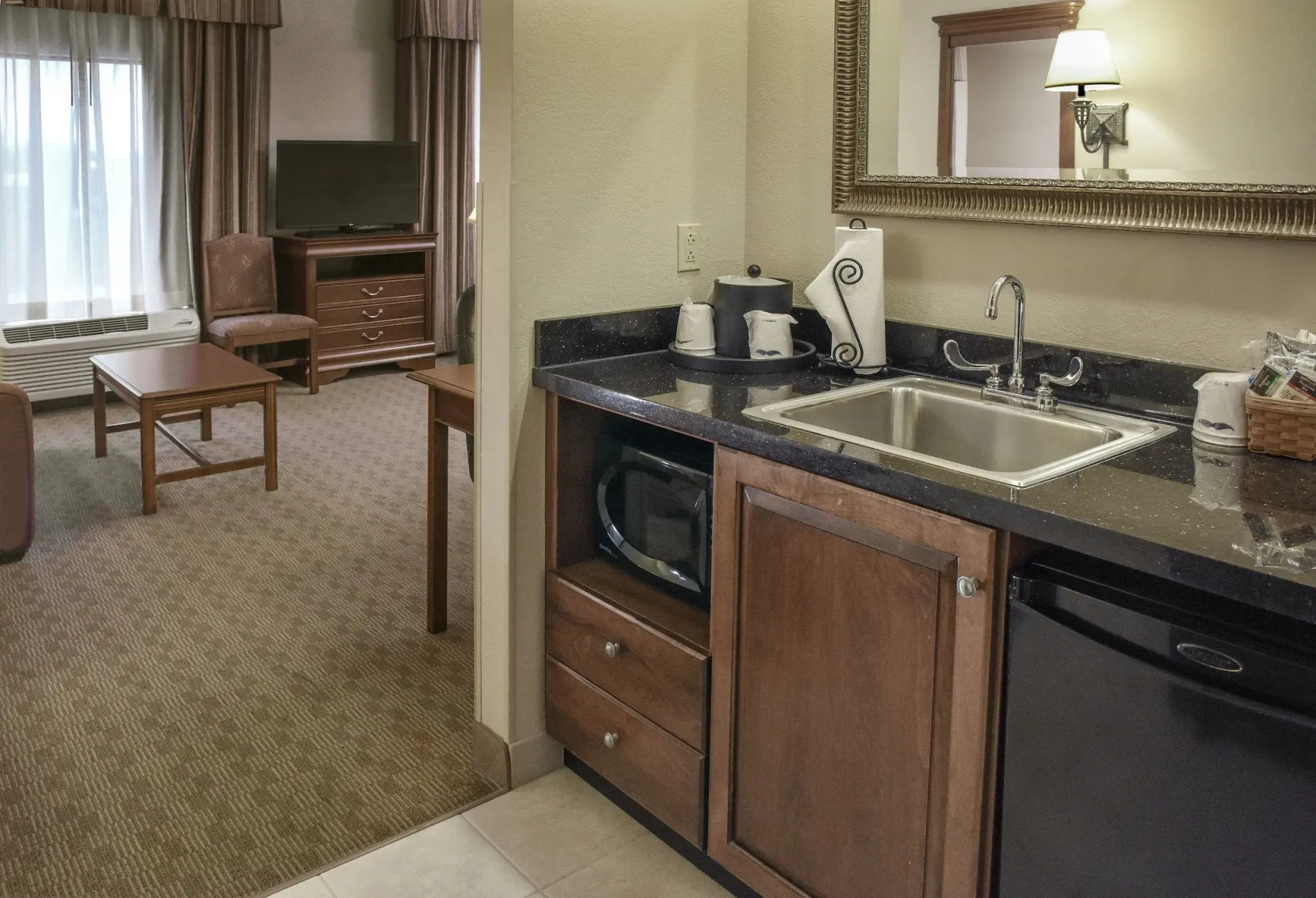 Hampton Inn & Suites Youngstown-Canfield