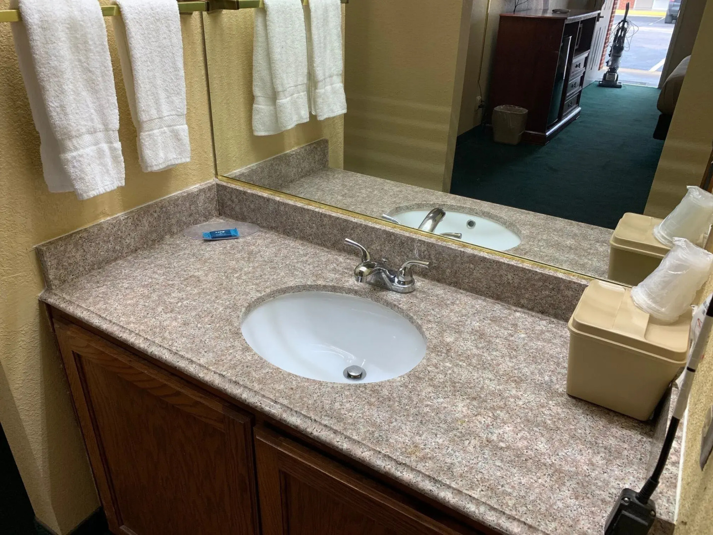 Coachman's Inn Motel