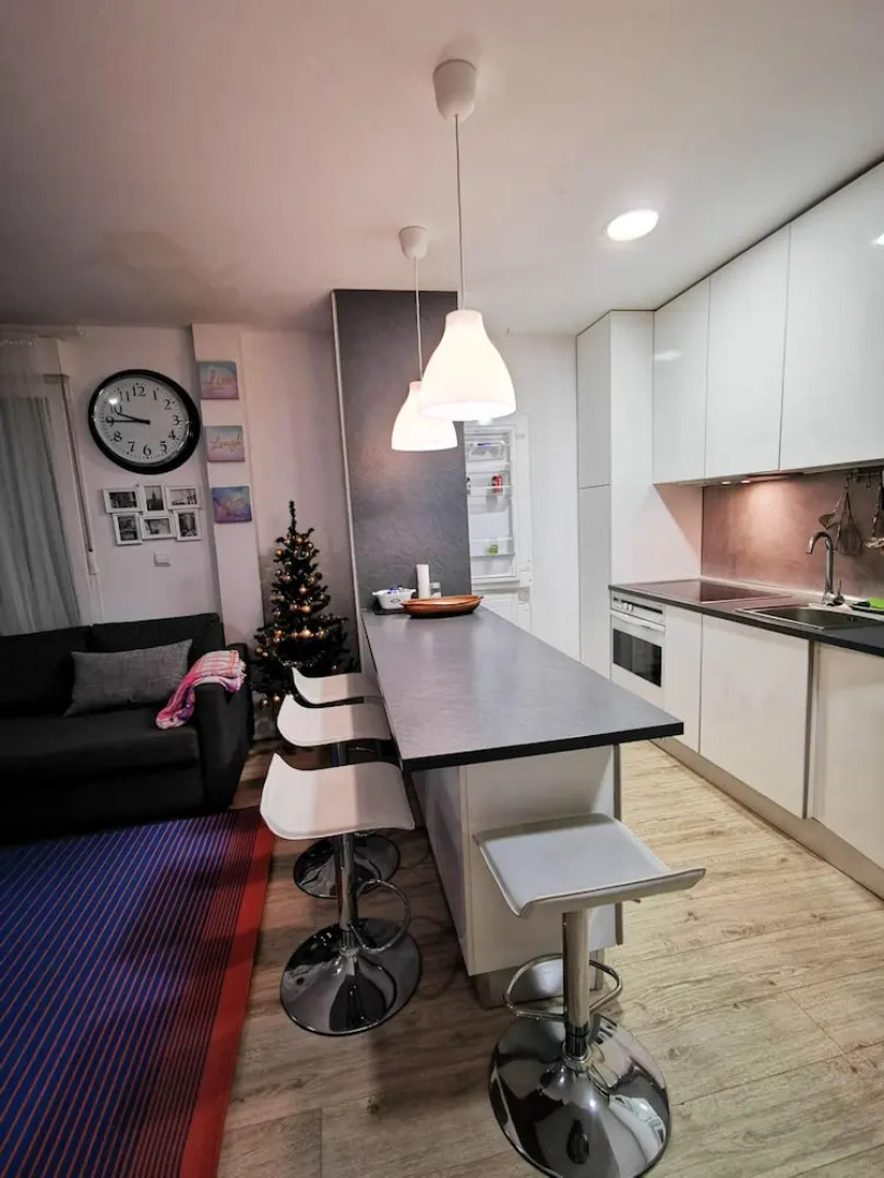 House With 3 Bedrooms in Burgohondo, With Wonderful Mountain View and Terrace