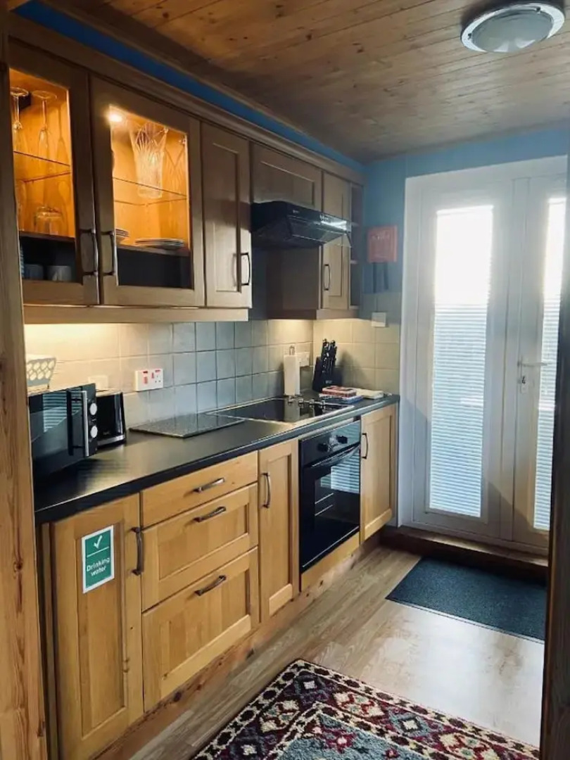 Mountainside Lodge in Aberdovey - Near Beach