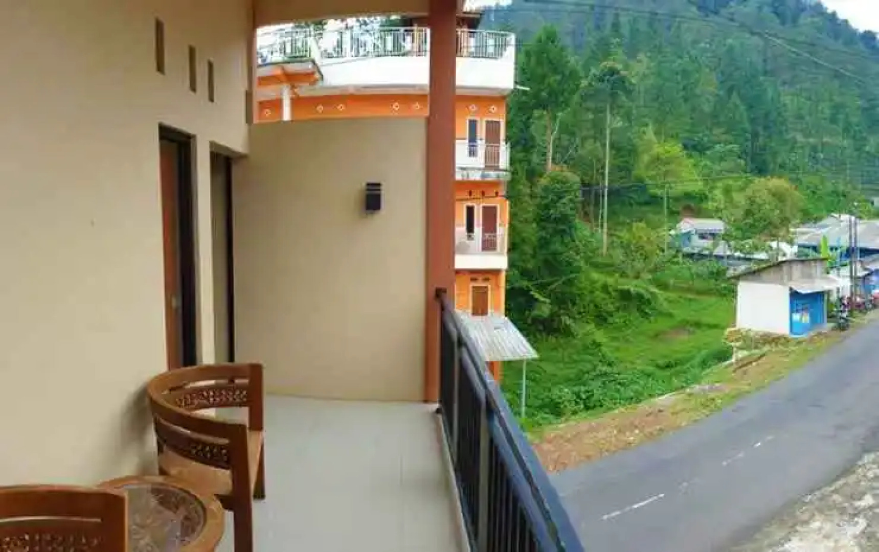 Hollymoon Sekar Ayu Hotel