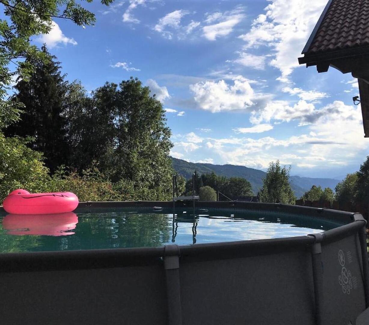 Zirben Appartement zwischen Berg und See