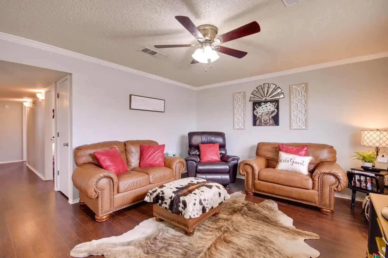 Pet-friendly Vacation Rental w/ Yard in Canyon