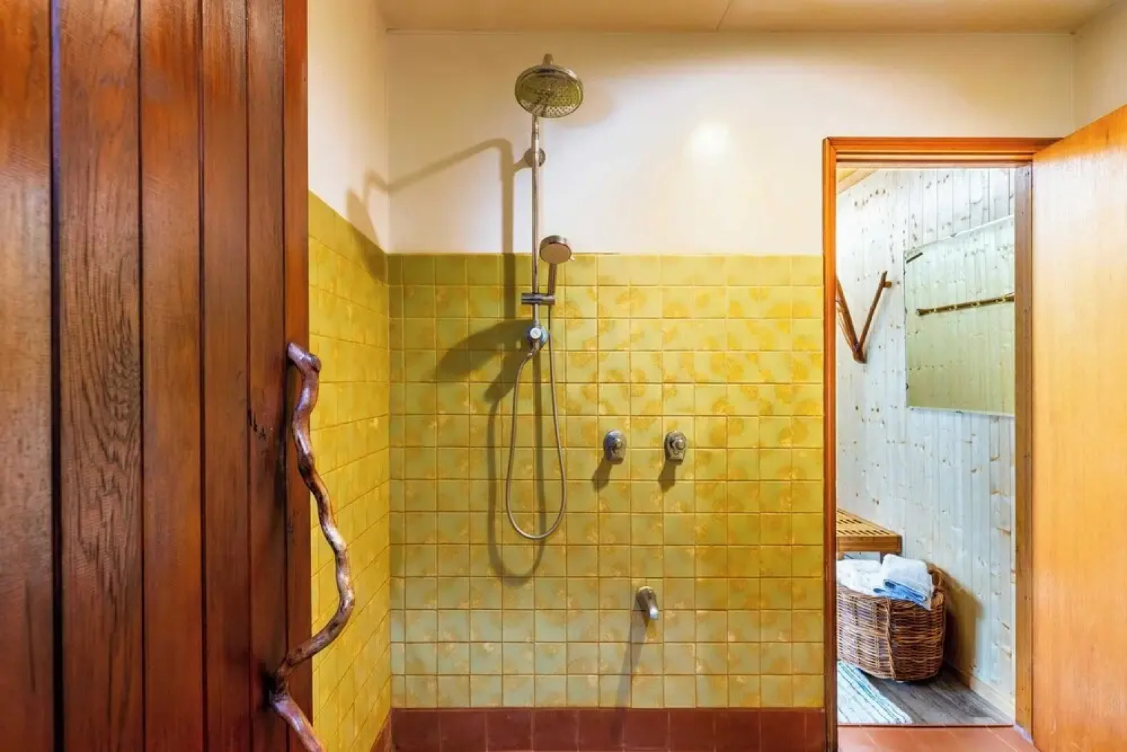 Goss Lake Getaway by Avantstay Lakefront Escape