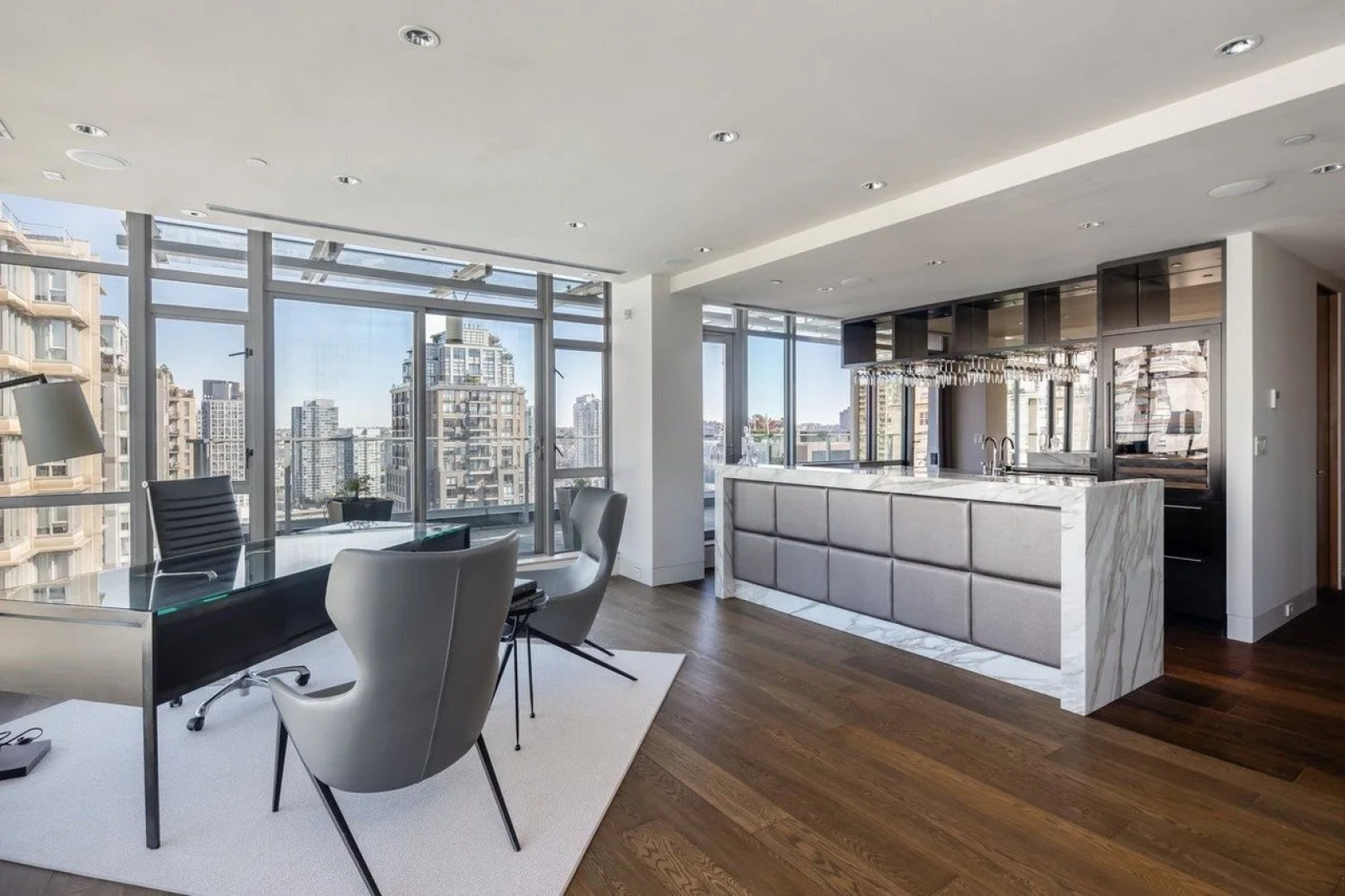 Level Vancouver - Yaletown Seymour