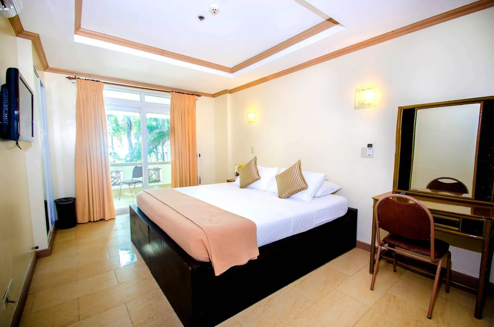 Willy's Beach Resort