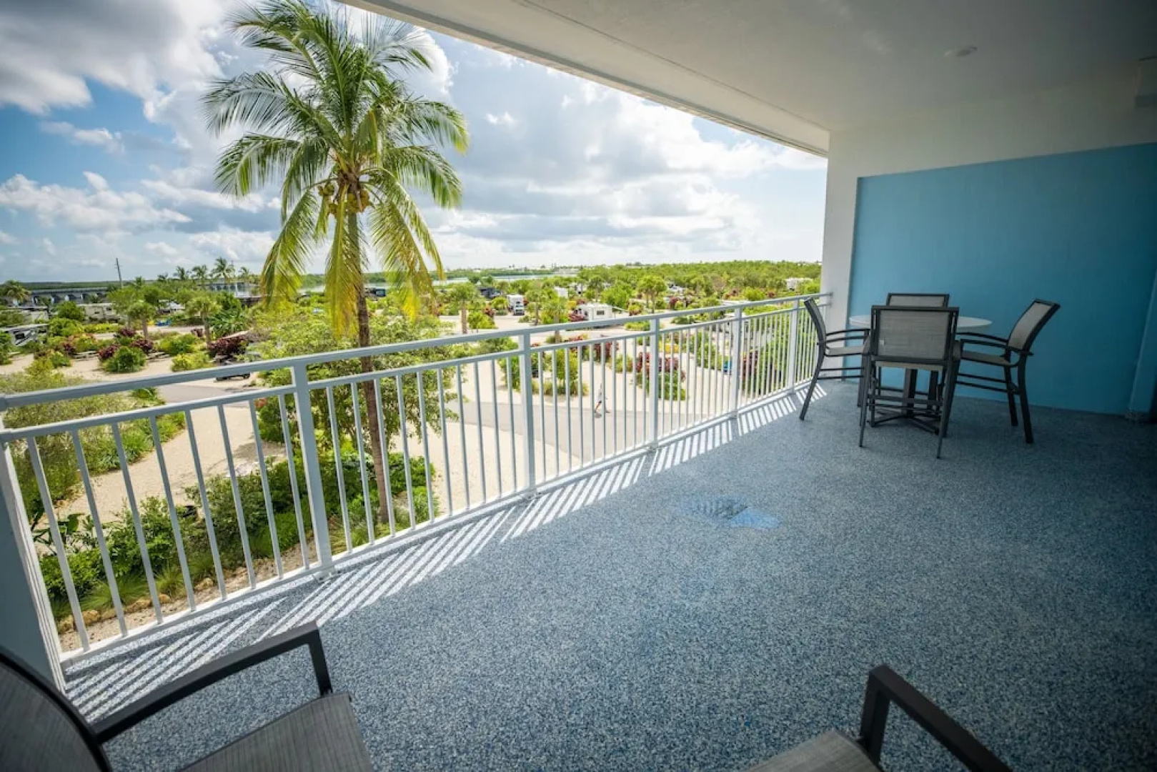 Sugarloaf Key Hotel at KOA Resort