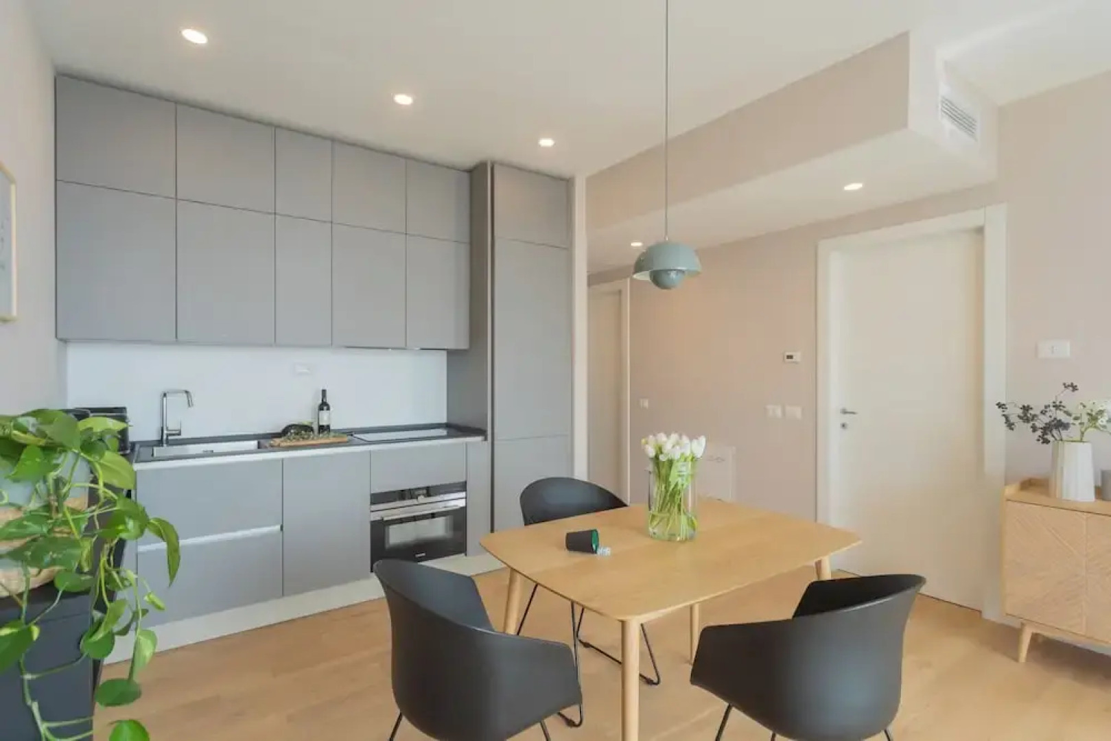 Residenza Maxim With Pool by Rent all Como