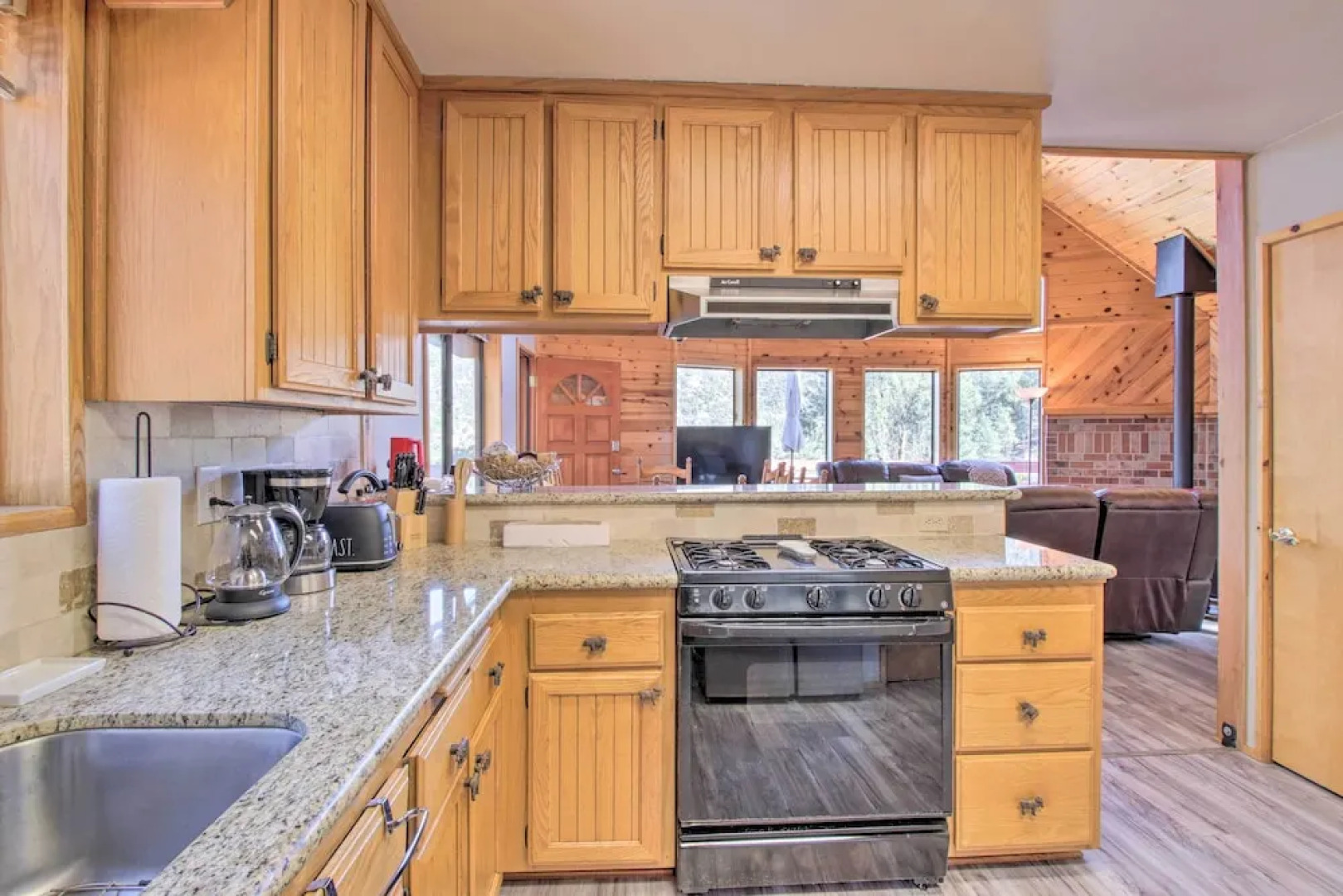 Idyllic Frazier Park Cabin: Views, Pool Table