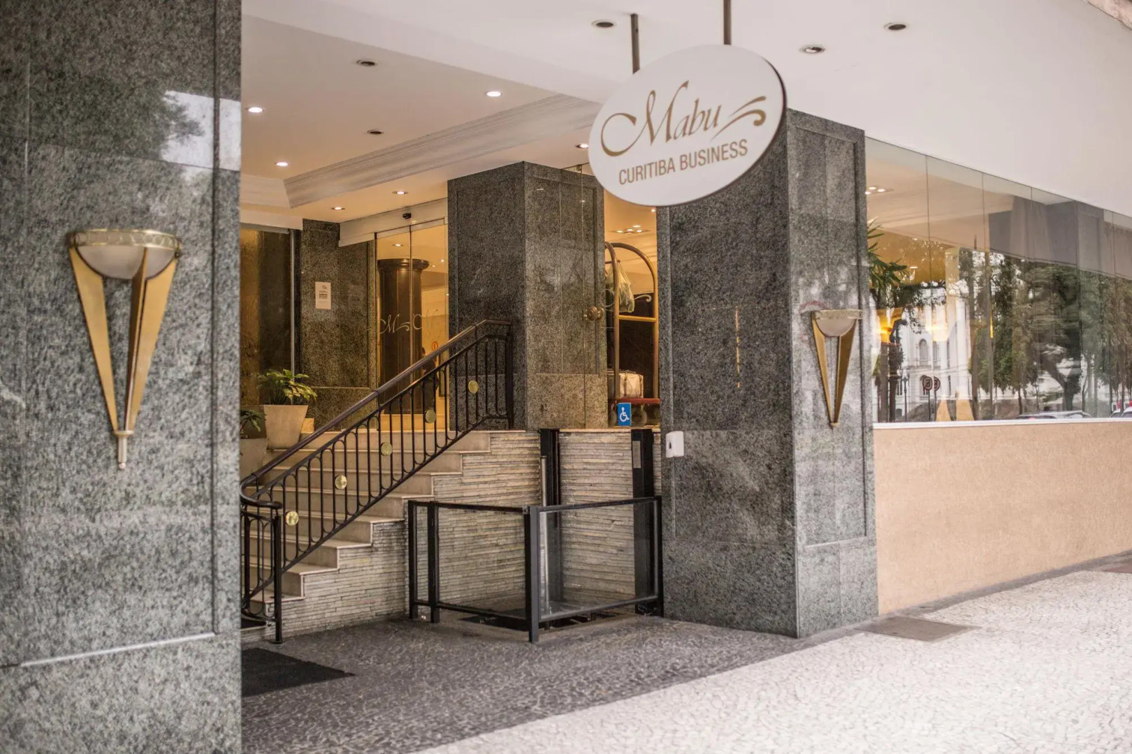 Mabu Curitiba Business