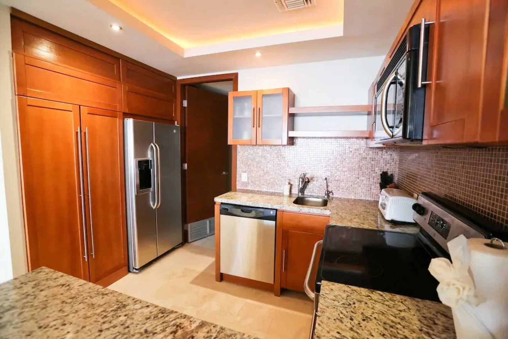 Encanto Living 0801 -2BR by Kivoya