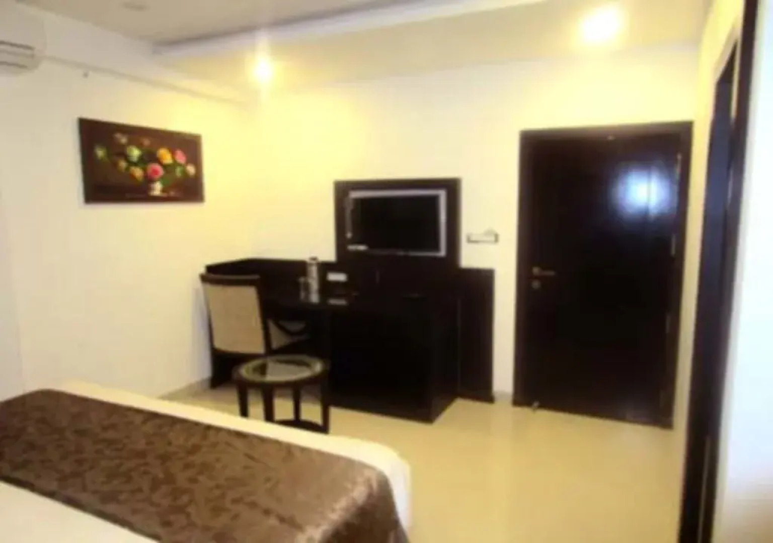 The City Grand Hotel