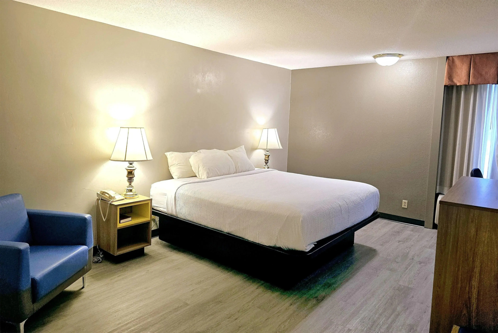 Days Inn by Wyndham Rolla