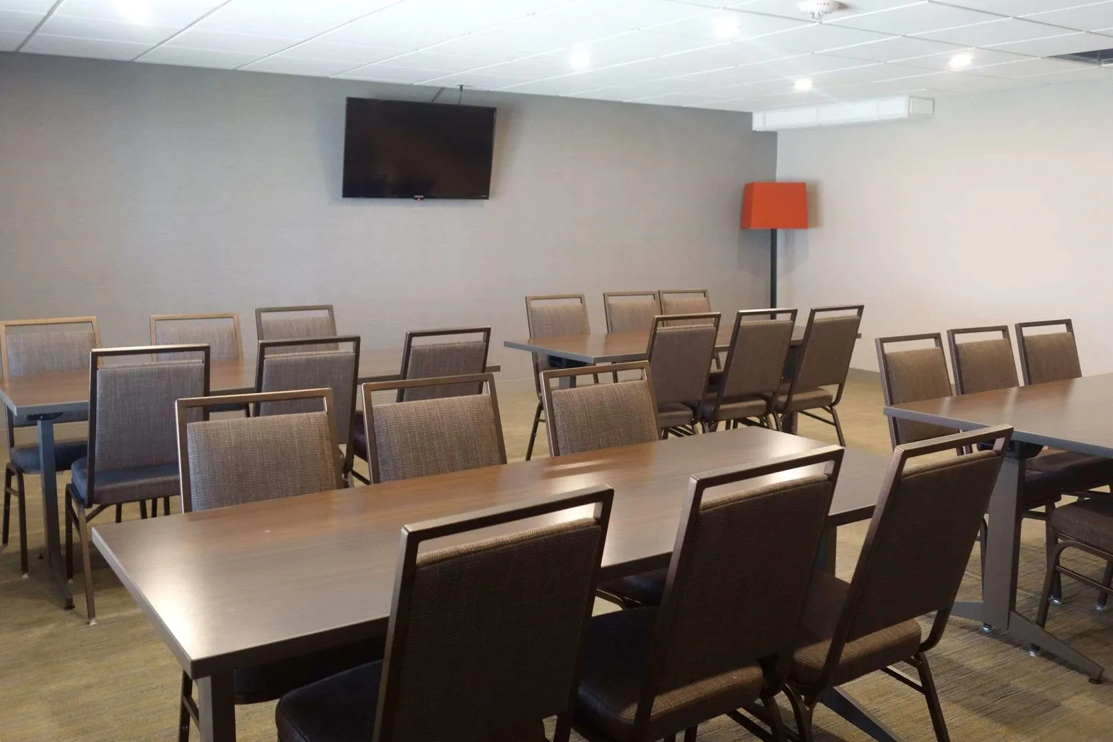 Country Inn & Suites by Radisson, La Crosse, WI