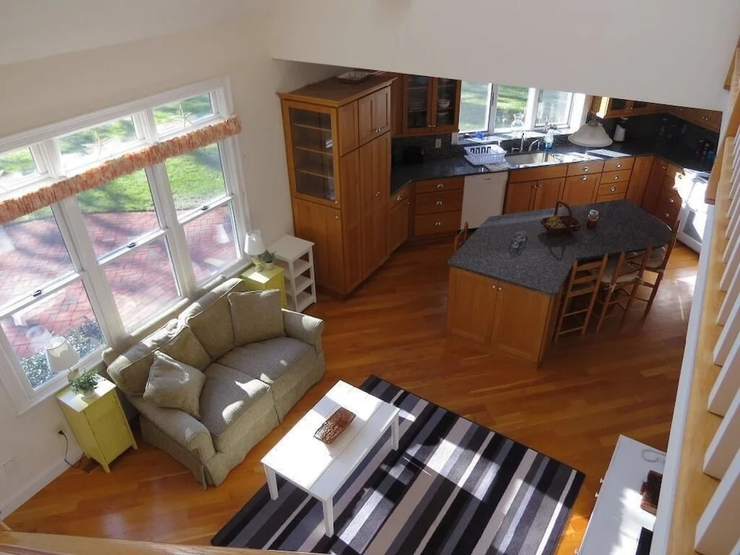 26 Whiteleys Way - Four Bedroom House