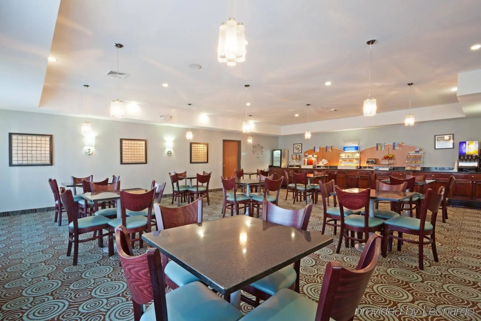 Holiday Inn Express & Suites Meriden by IHG