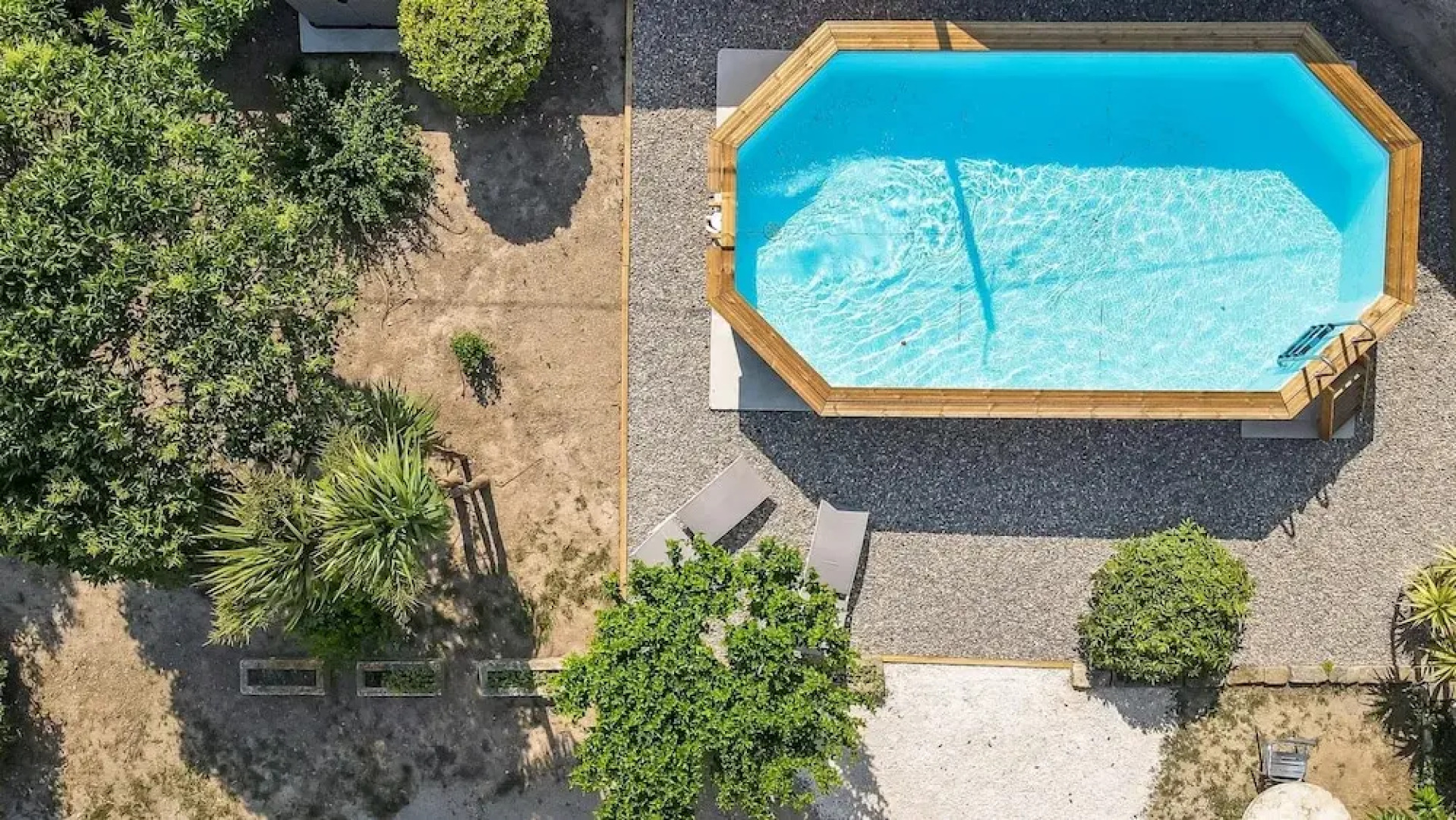 Mas Lou Pitchoun Exceptional Villa Between the Alpilles and Avignon