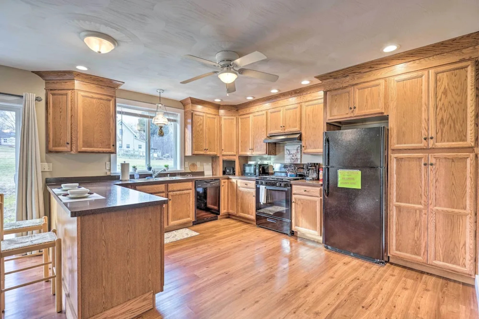 Lovely Finger Lakes Vacation Home Near Seneca Lake