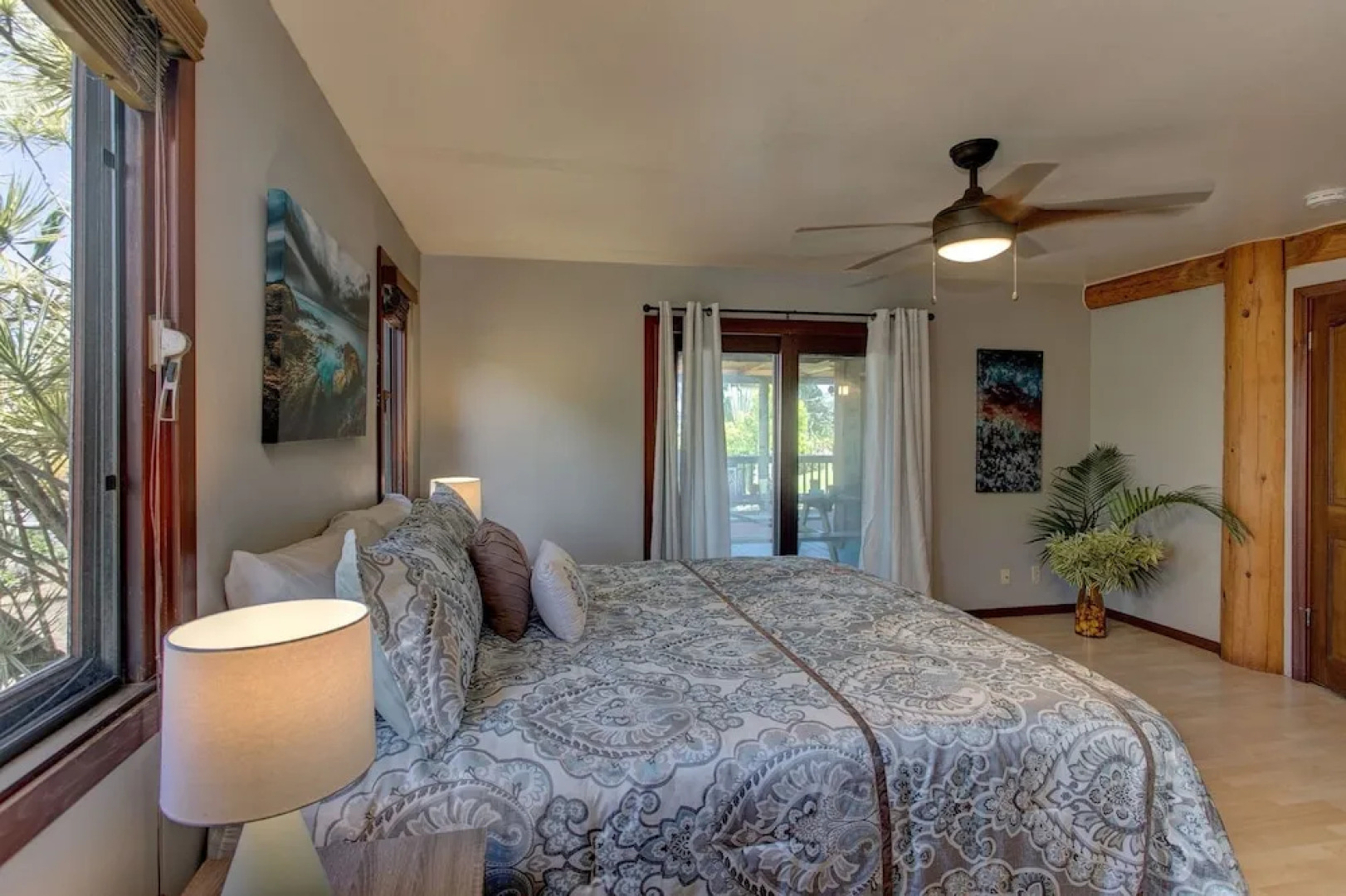 Hale Anuenue Nuku - The Rainbows End 3 Bedroom Home by RedAwning