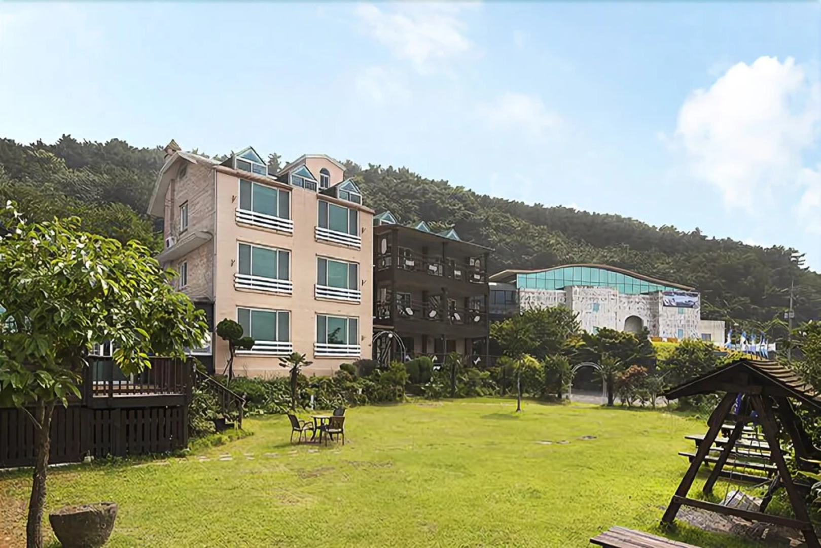 Tongyeong Paper Island Pension