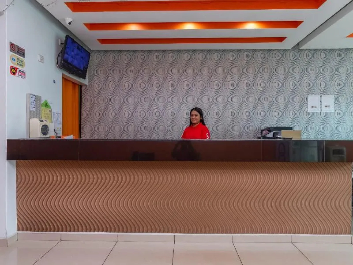 OYO 966 Segamat Red Orange Hotel Sdn Bhd