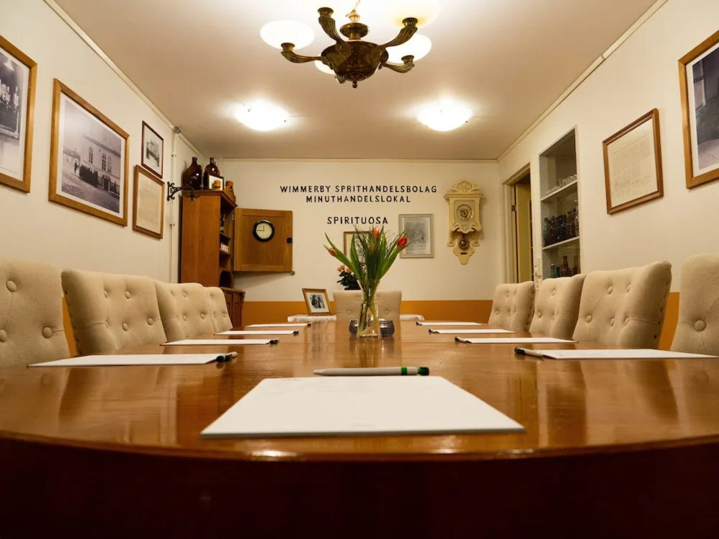 Björkbackens Karaktärshotellet - Stugby