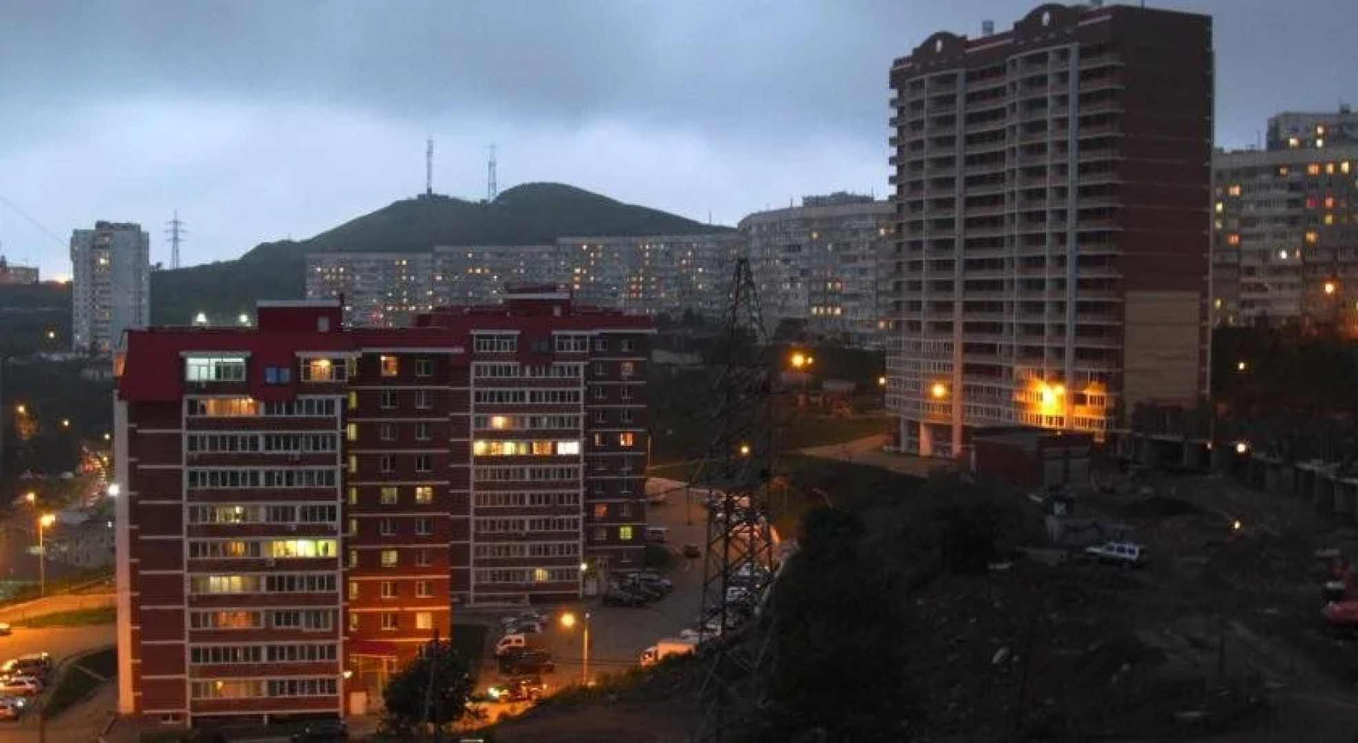 Chernyahovskogo Apartments 5v