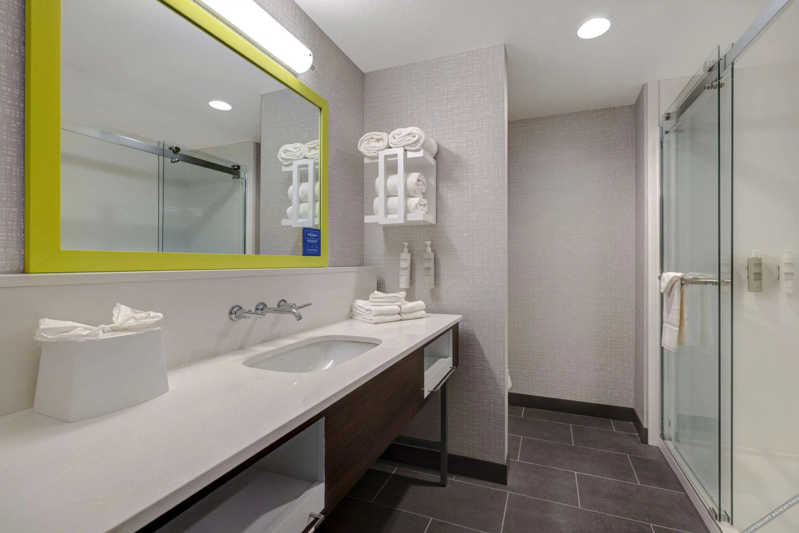 Hampton Inn & Suites Marina