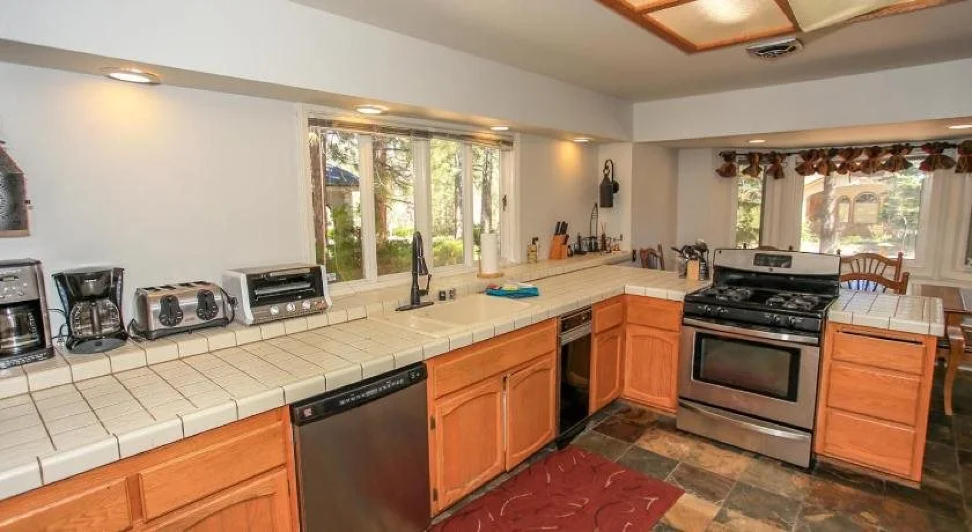 A Jack and Tens Resort