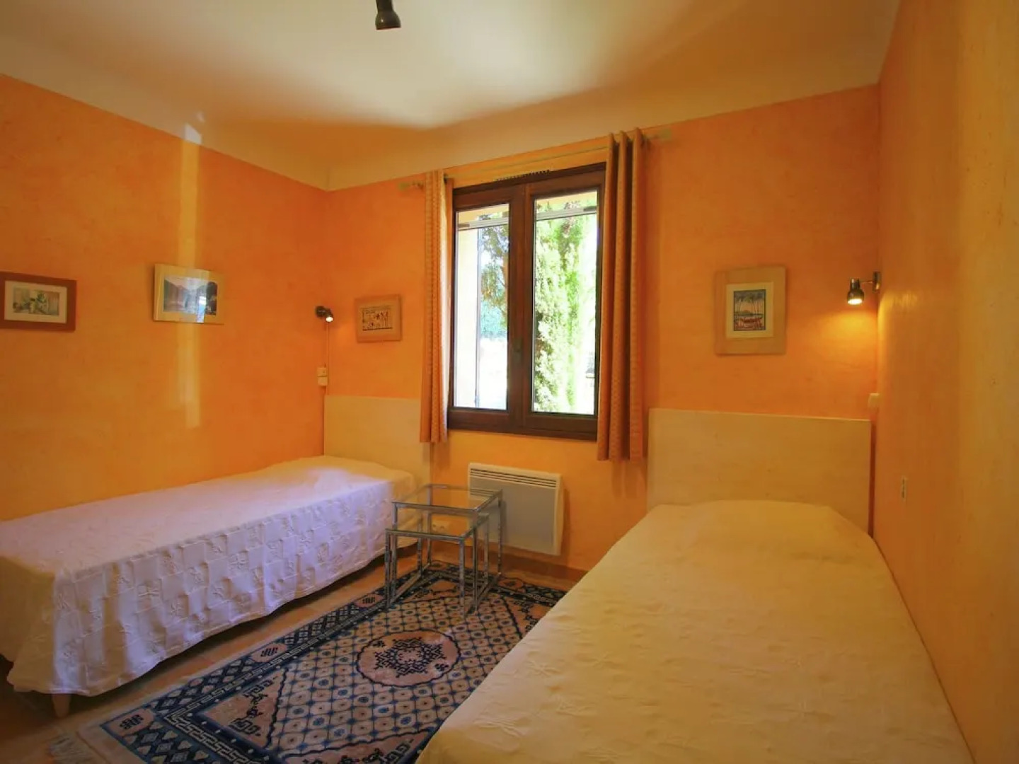 Detached Holiday Home With Private Pool Walking Distance From the Village of Roussillon