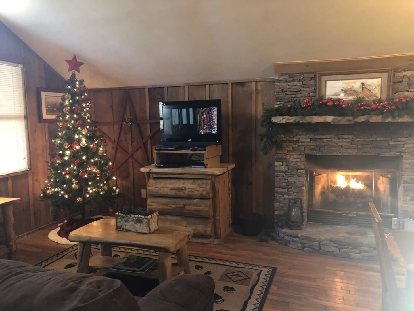 Cades Cove Hide Away