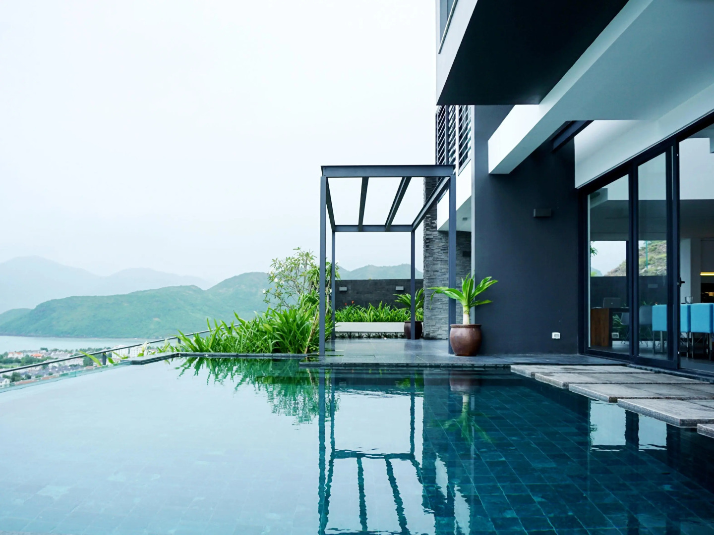Acqua Villa Nha Trang