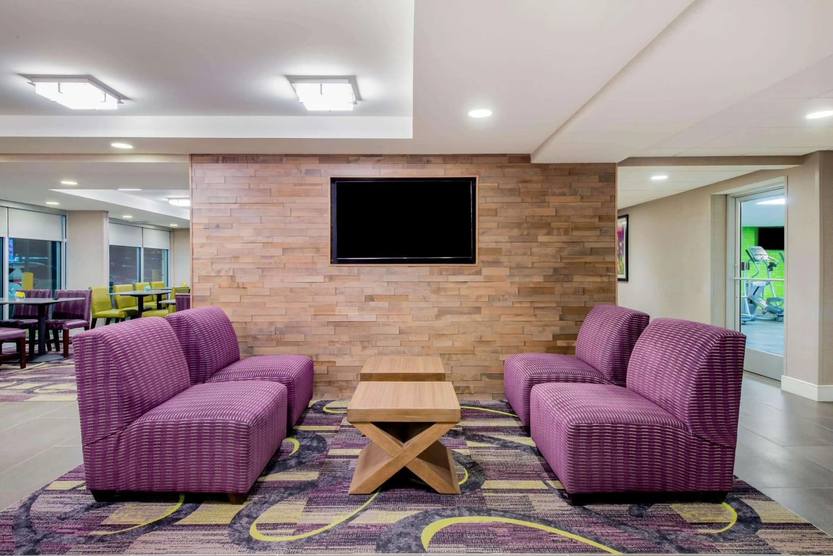 La Quinta Inn & Suites by Wyndham Baltimore BWI Airport