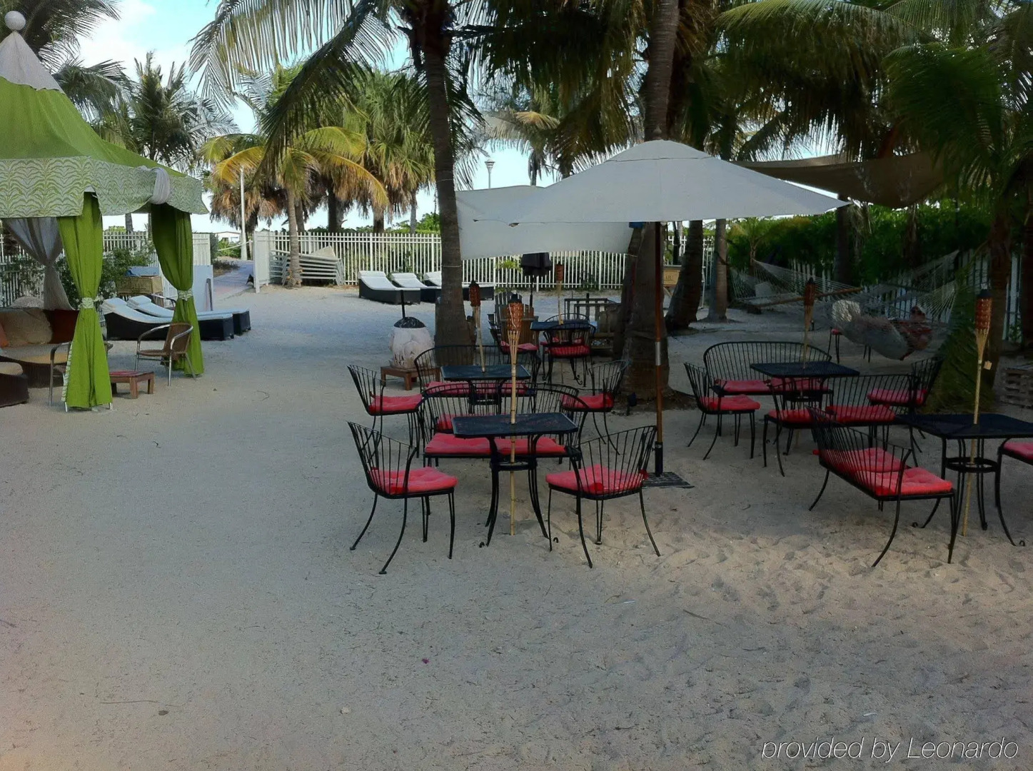 Marseilles Beachfront Hotel