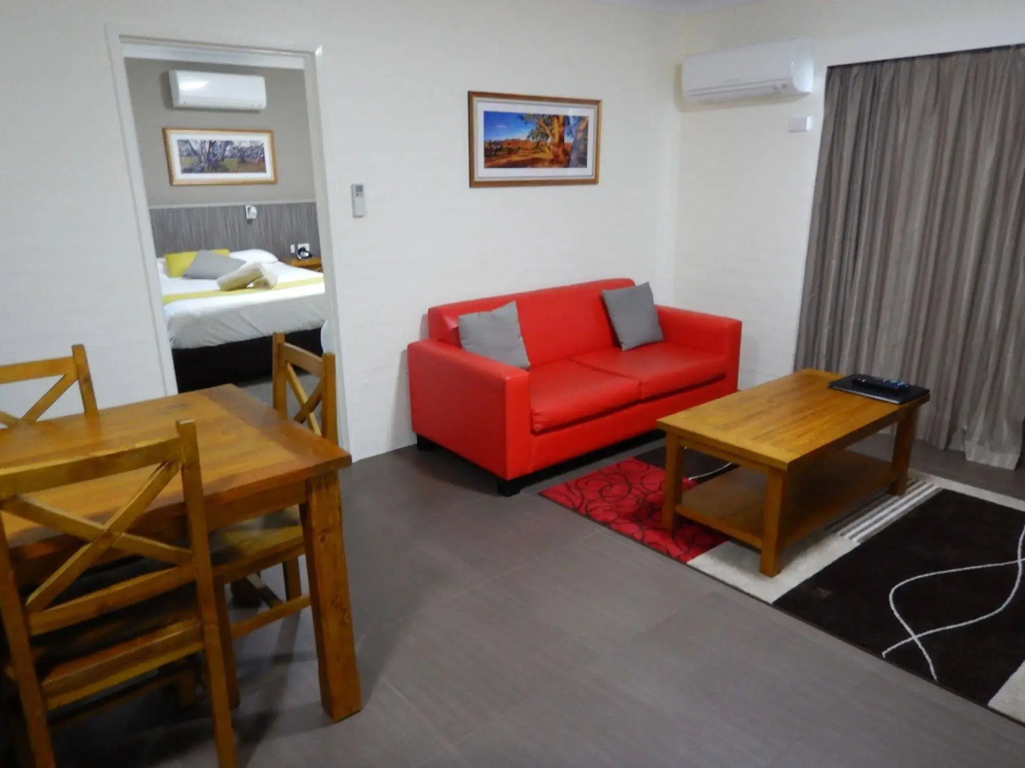 Manera Heights Apartment Motel