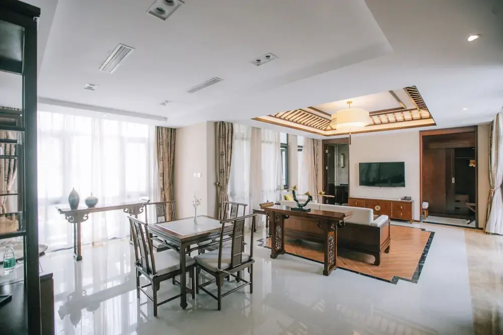 Xinhualian Lv Xin Gu Hotel
