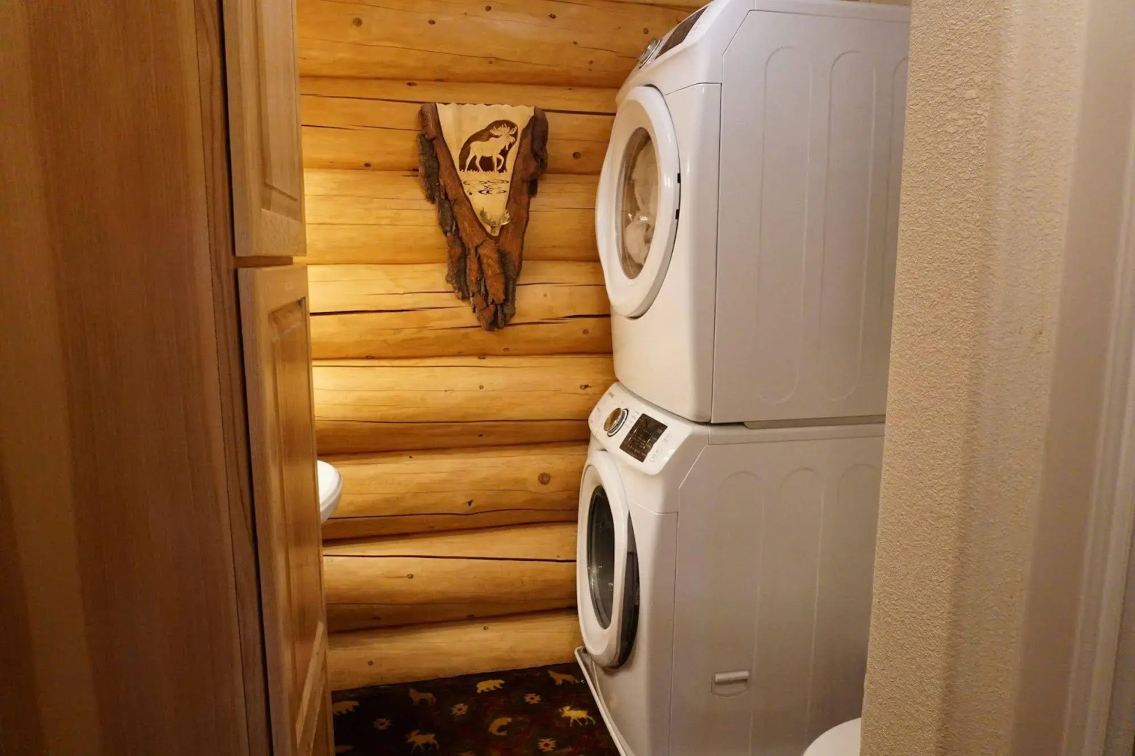 Salmon Catcher Lodge