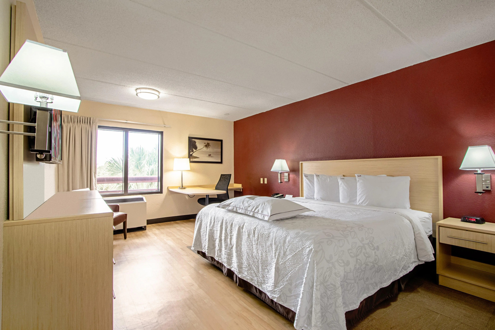 Red Roof Inn PLUS+ Miami Airport