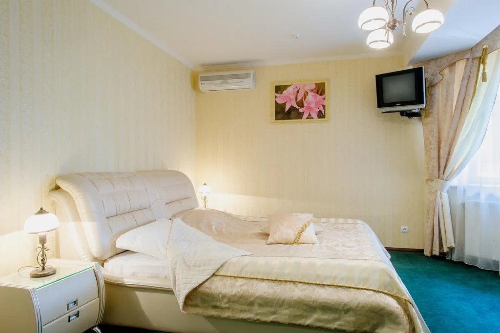 Zolota Gora Hotel-Rancho