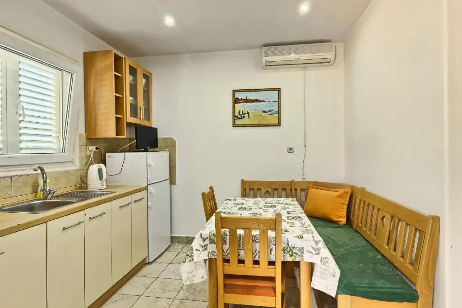 Apartments & Bungalows Ivanović